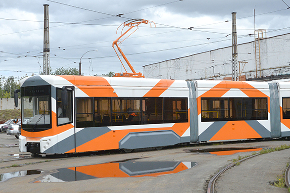 tram []